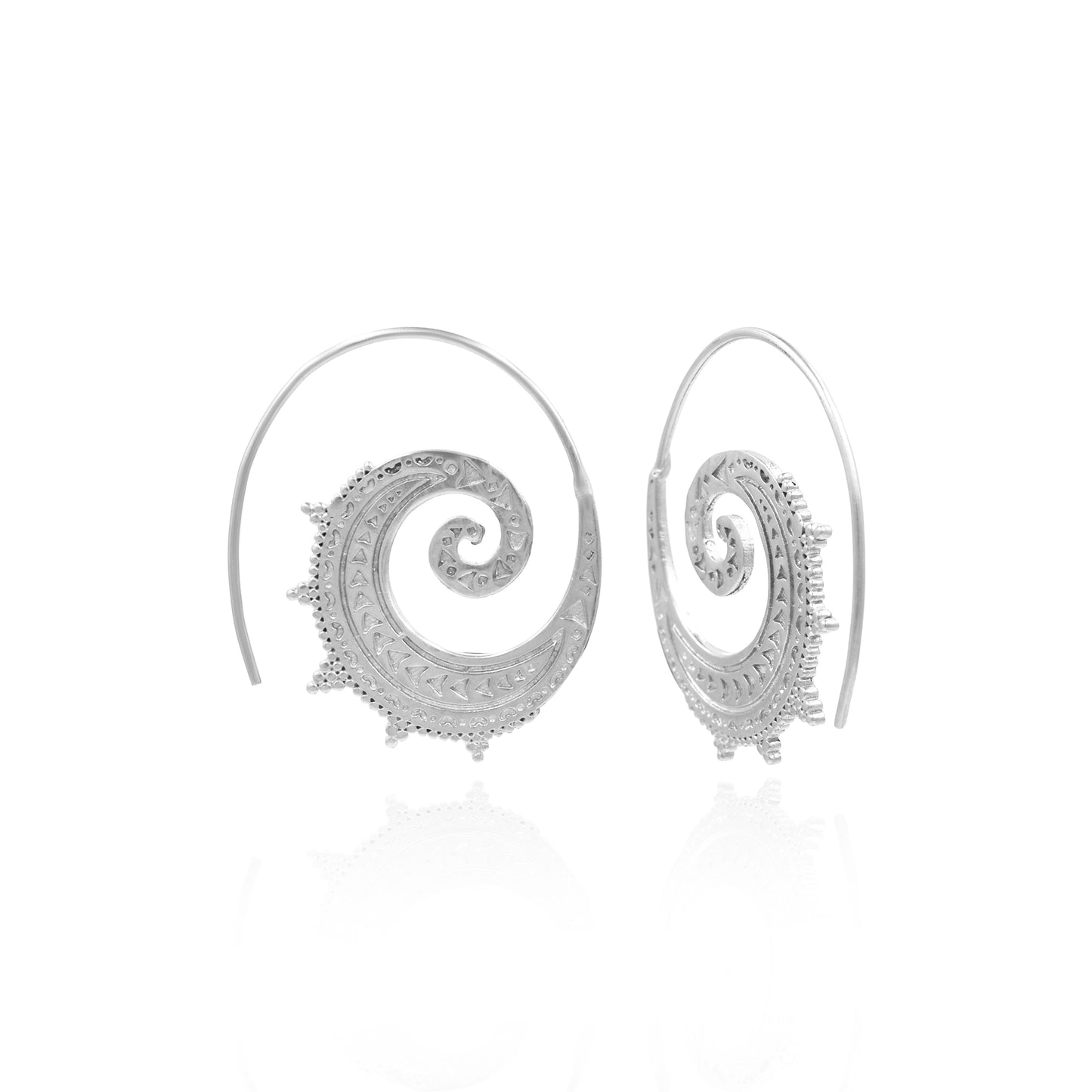 Tail Swirls Hoop Earrings