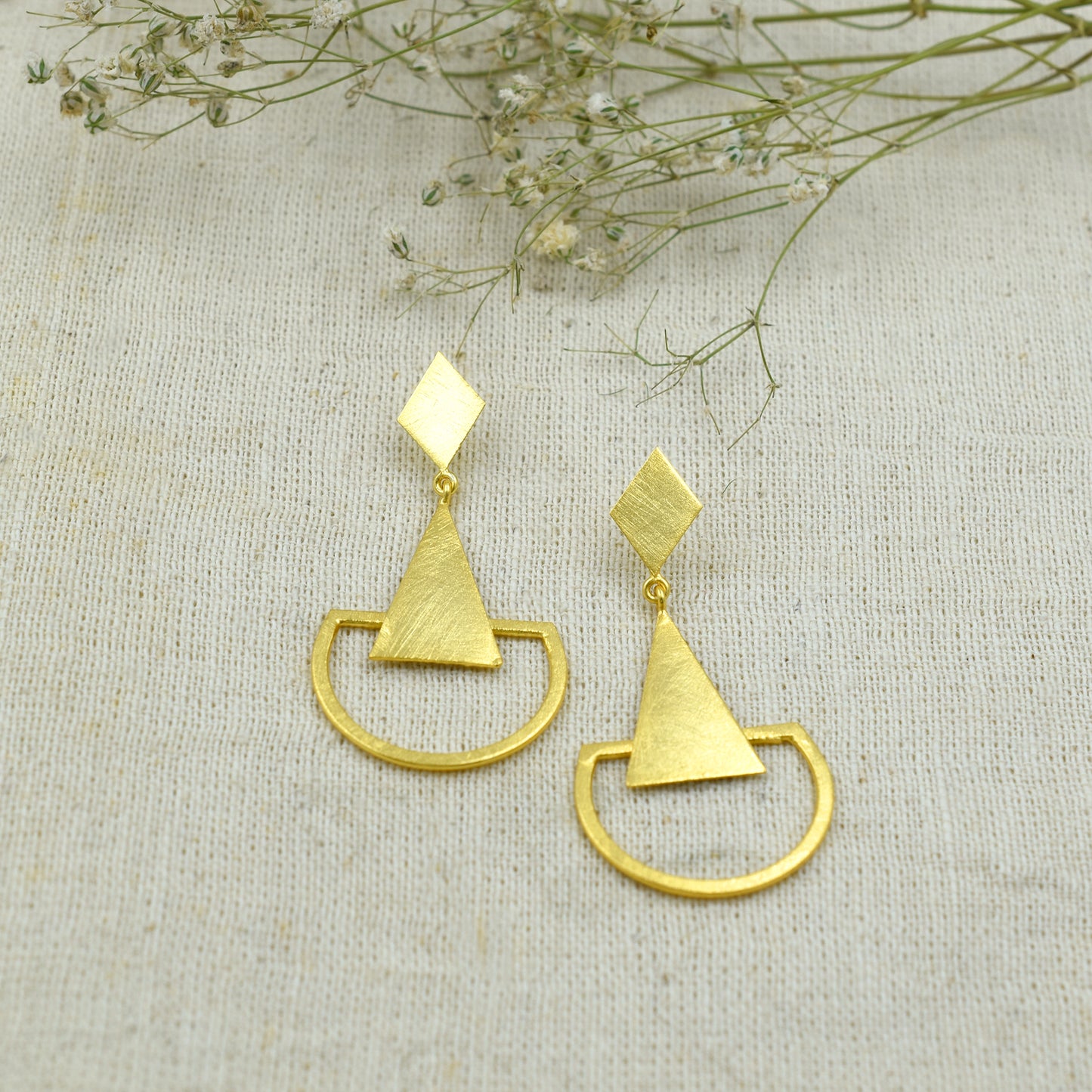 Geometrical Drama Stud Earrings