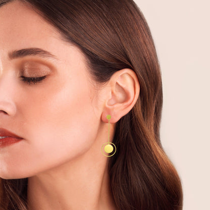 Delicate Connection Of Circle Stud Earrings