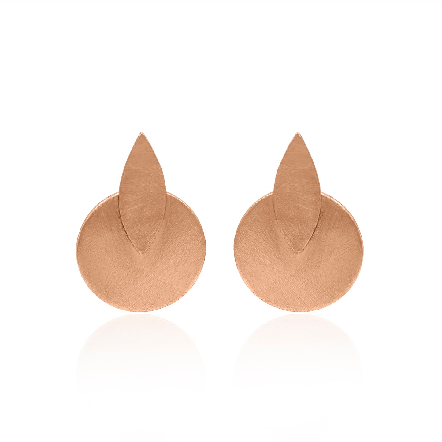 Leaf On The Plate Stud Earrings