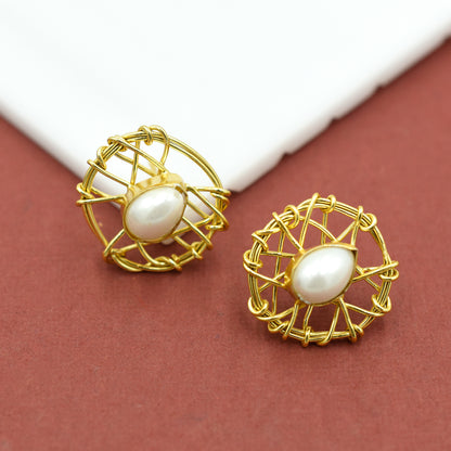 White Pearls Choker Set