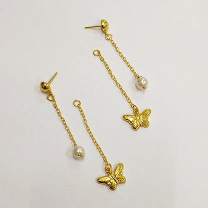 Pearl Flutter Stud Earrings