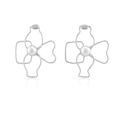 Flowerette Pearl Stud Earrings
