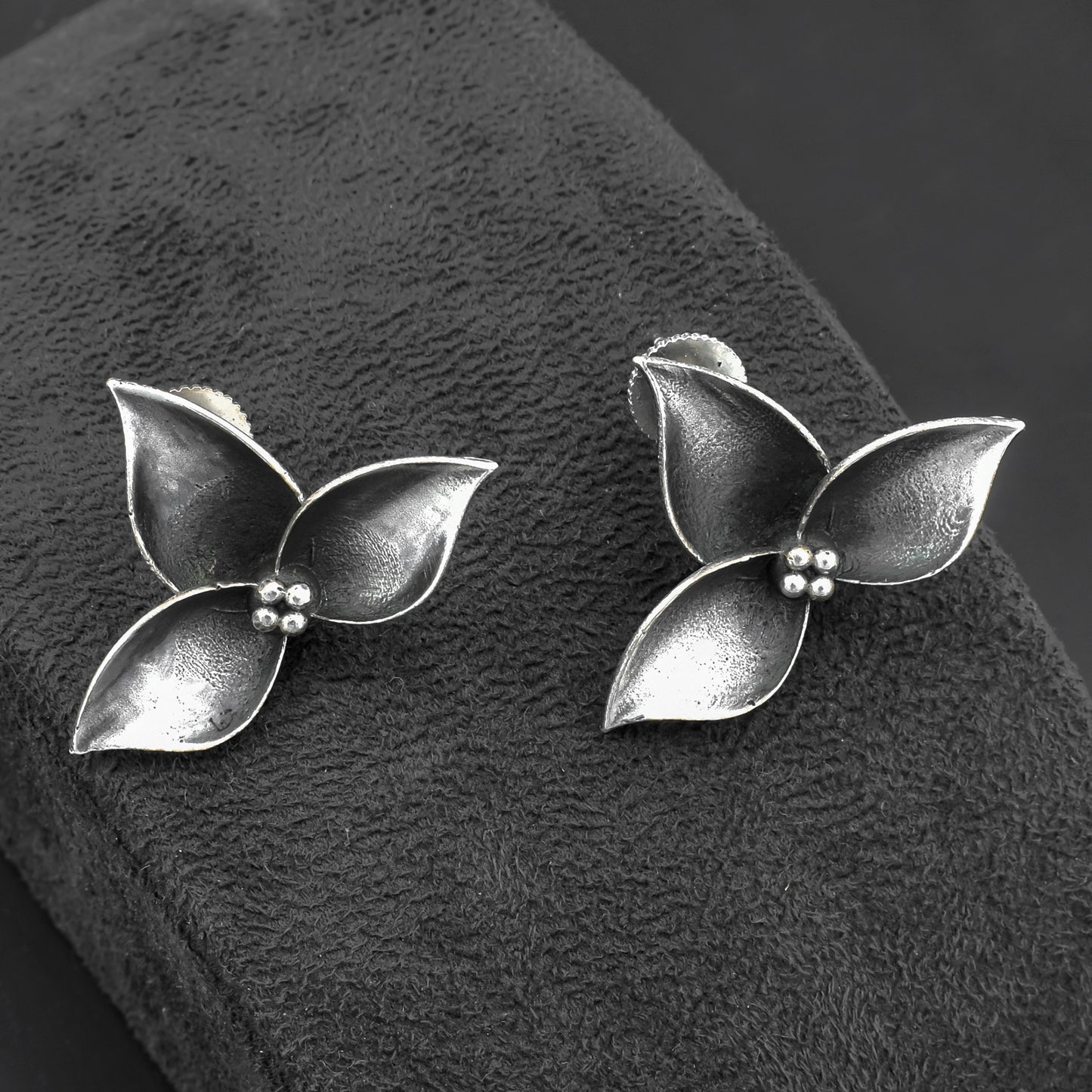 Floret Dainty Stud Earrings