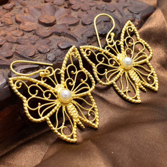 Fluttering Pearl Hook Earrings