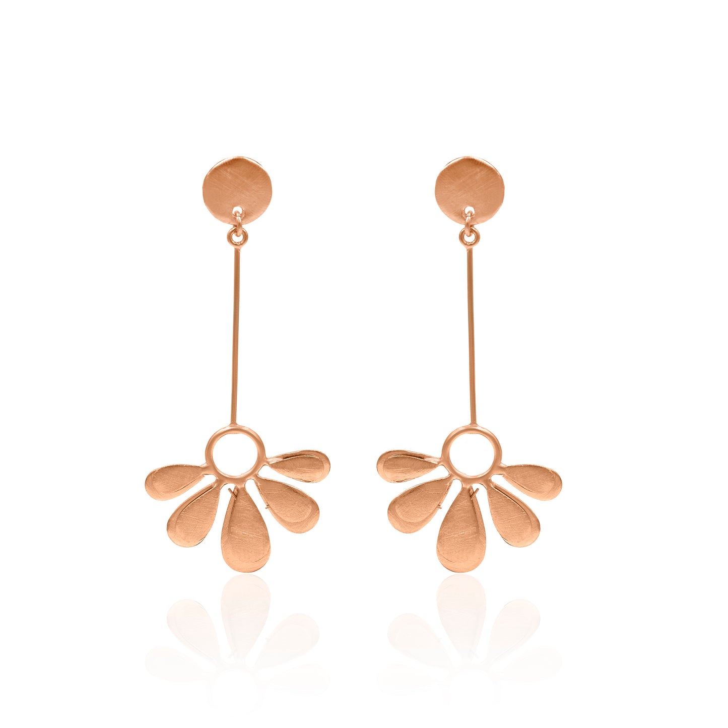 Thread Of Flower Stud Earrings