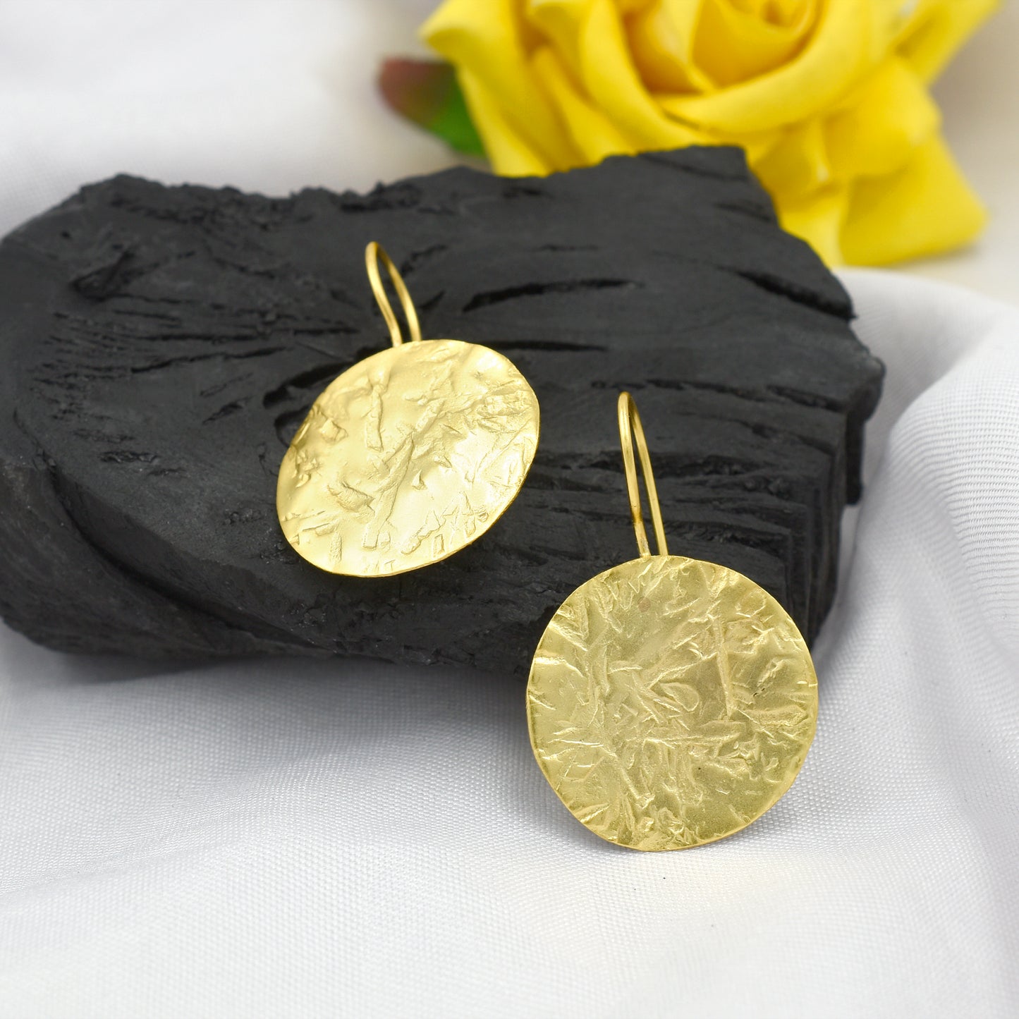 Balance The Disc Hook Earrings