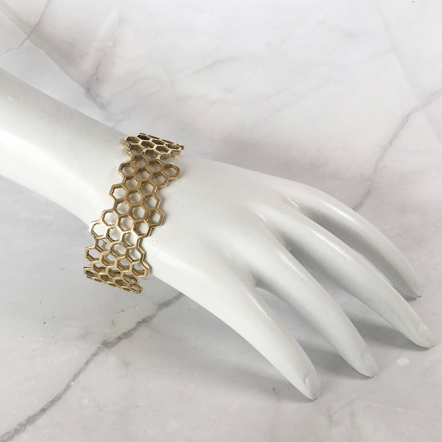 Honeycomb Drama Handcuff