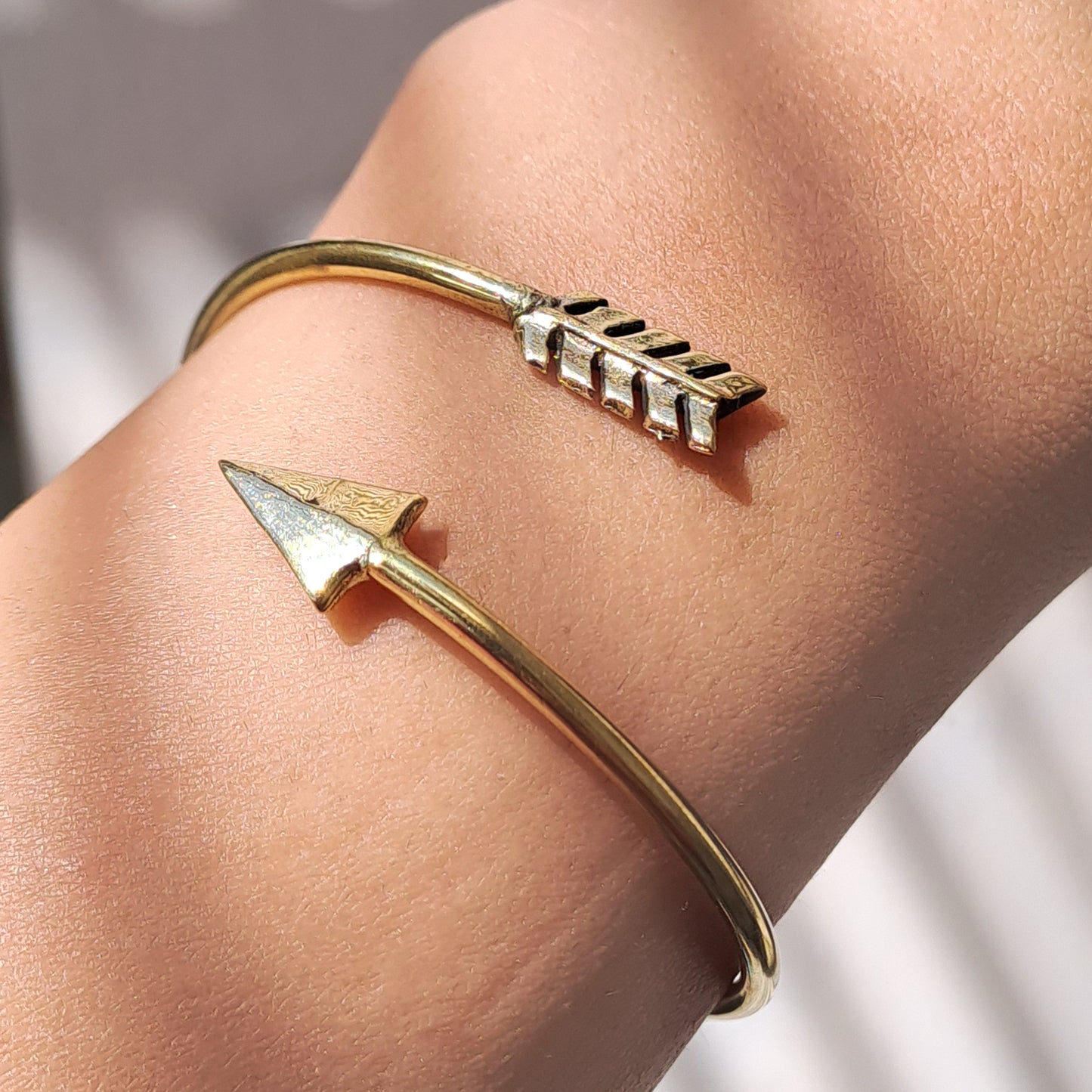 Charming Arrow Handcuff