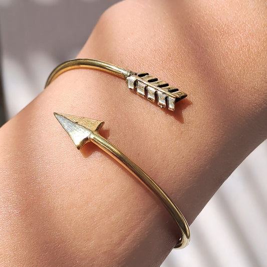 Charming Arrow Handcuff