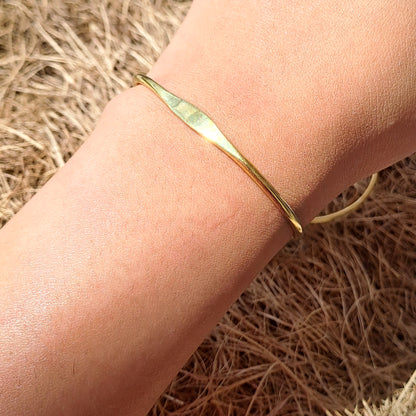 Spread Simplicity Handcuff