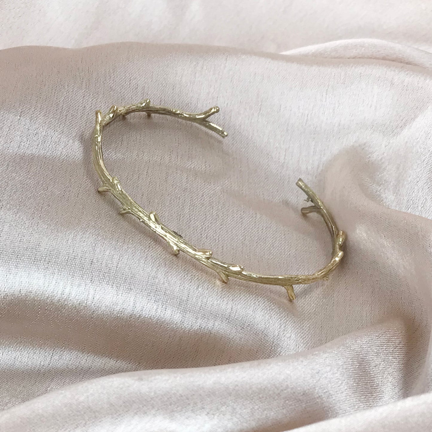 Golden Twigs Handcuff