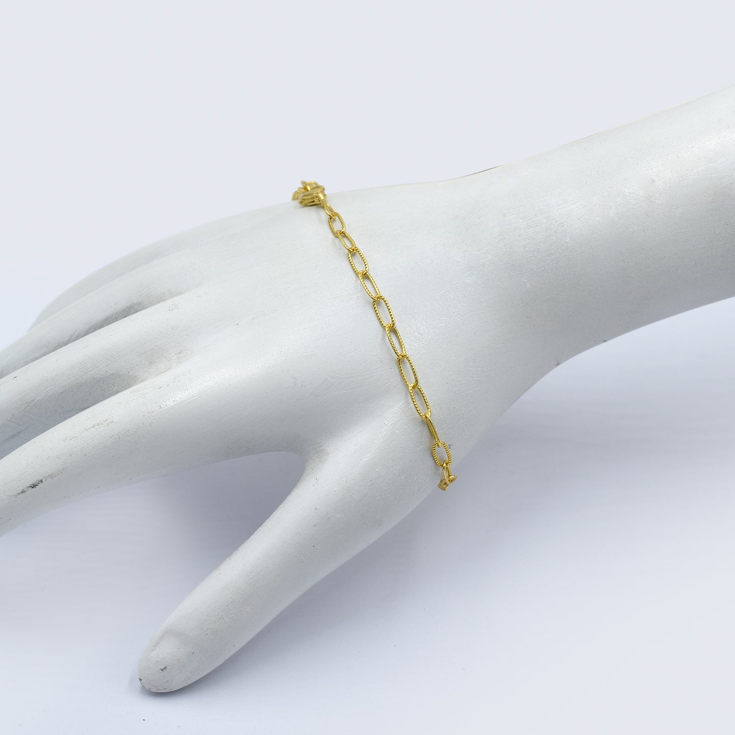 Textured Paperclip Chain Bracelet