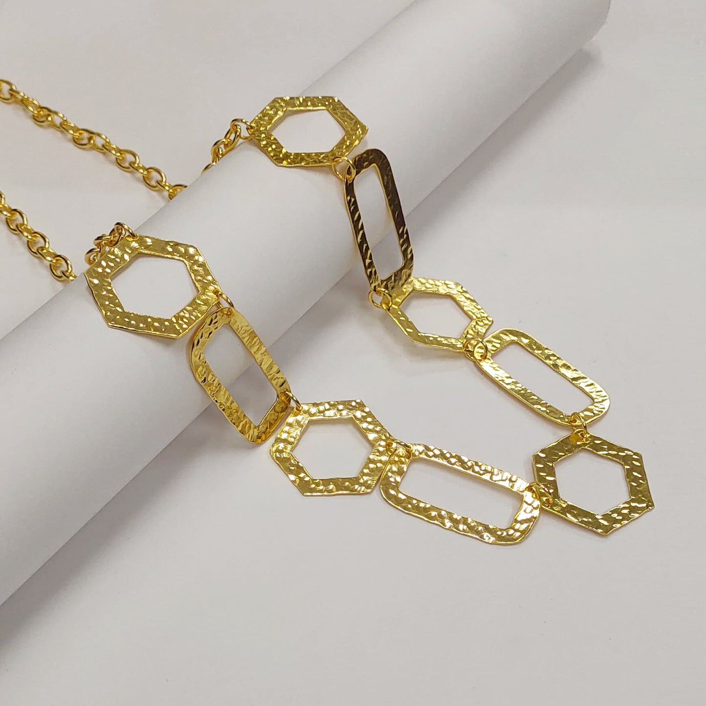 Hexagonal Rectangle Statement Chain Necklace