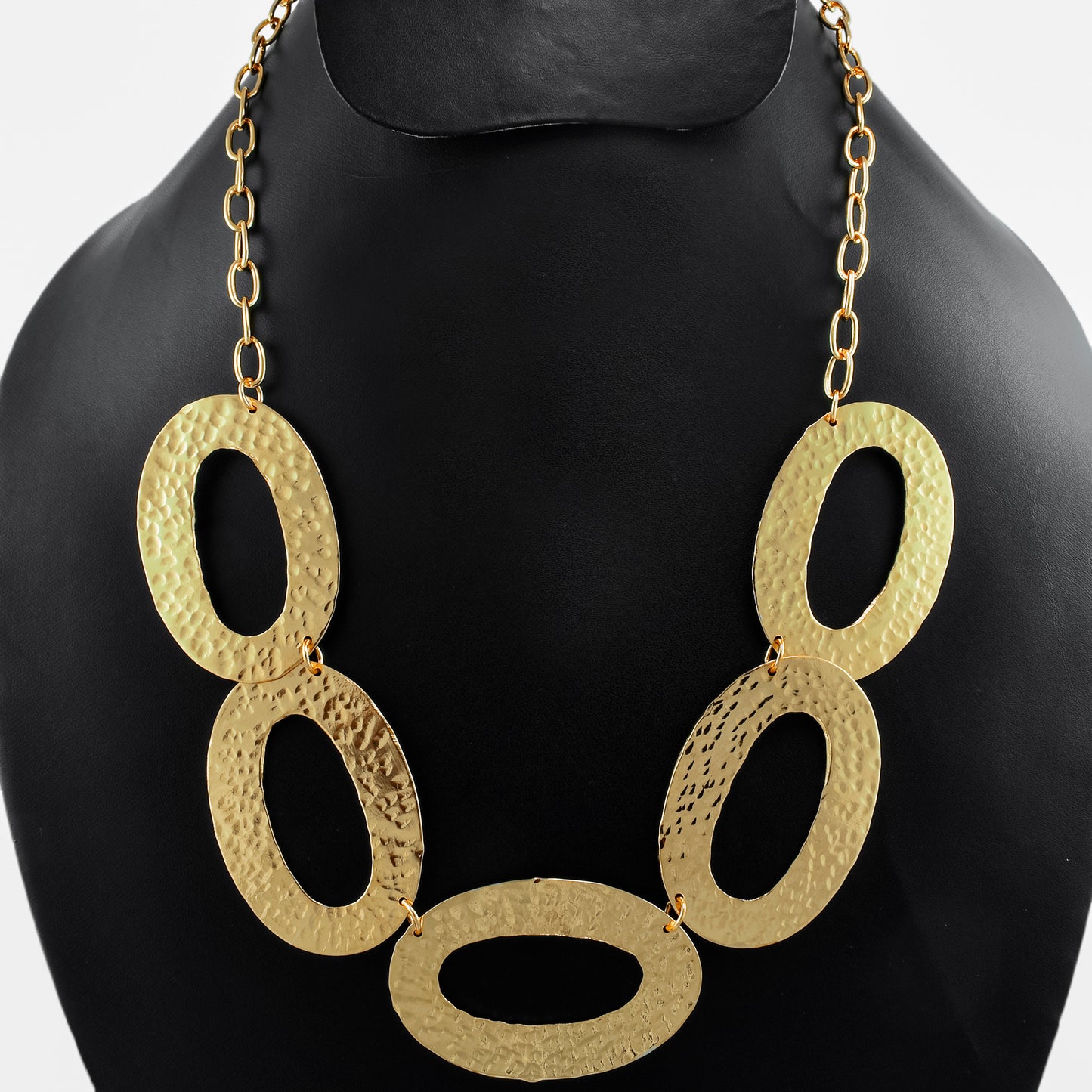 Oval Statement Chain Necklace