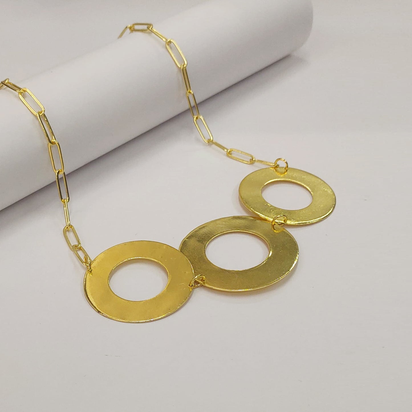 Circle Statement Chain Necklace