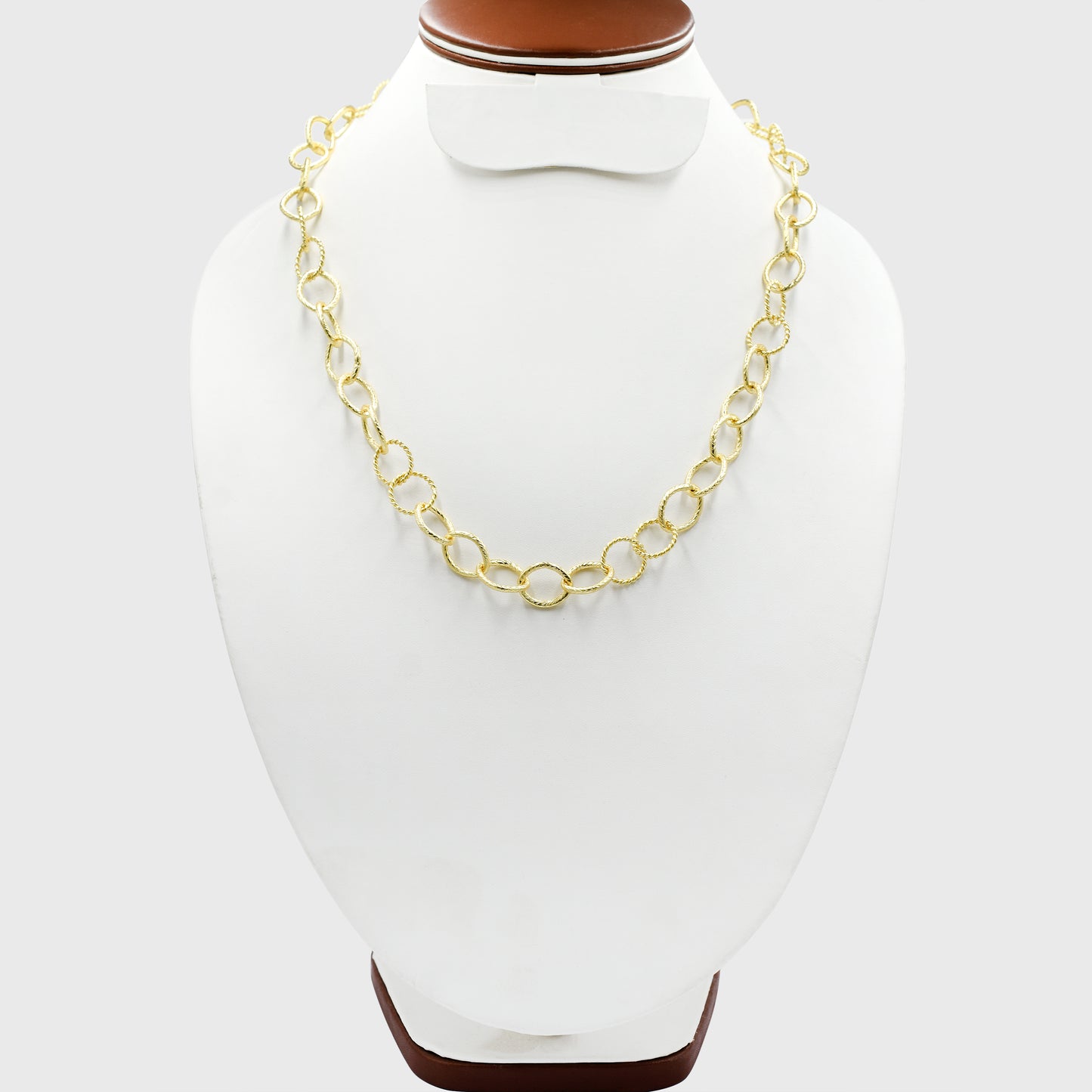 Alternating Oval Ring Link Chain Necklace